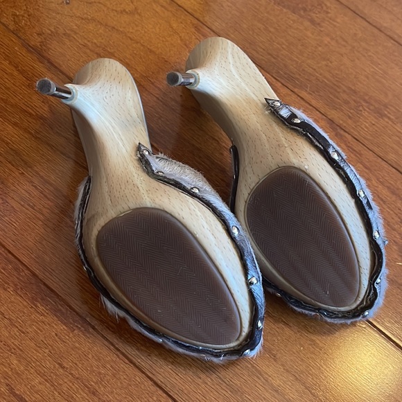 Italian sandals wood heels pomps 6 Cindy Says goat hair, unique decoration metal - Picture 10 of 12